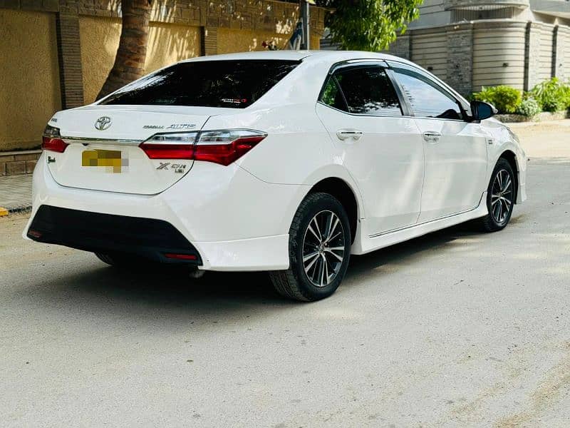 Toyota Altis Grande 2018 6