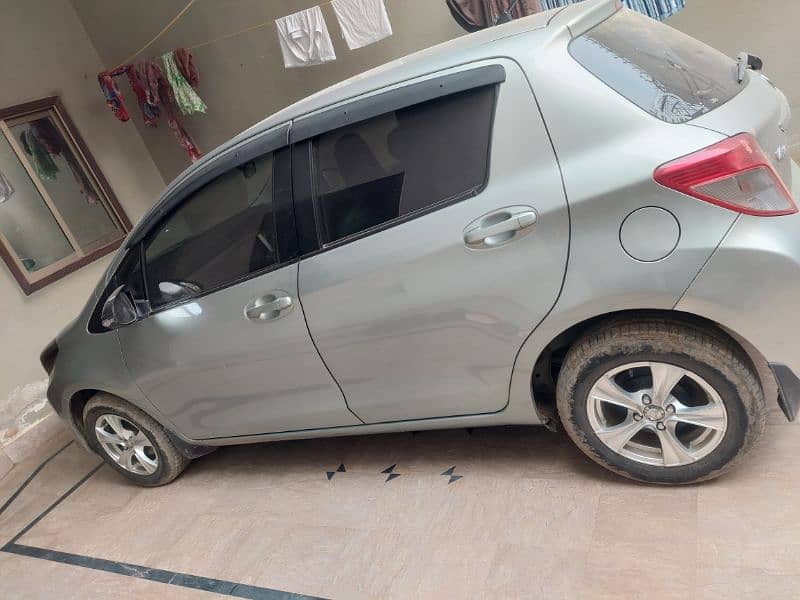 Toyota Vitz 2013 14