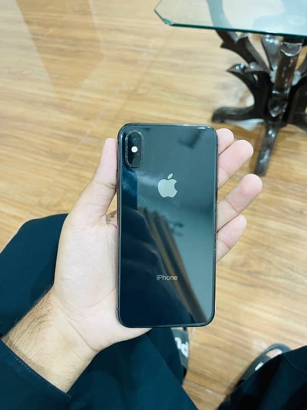 iPhone XS 0