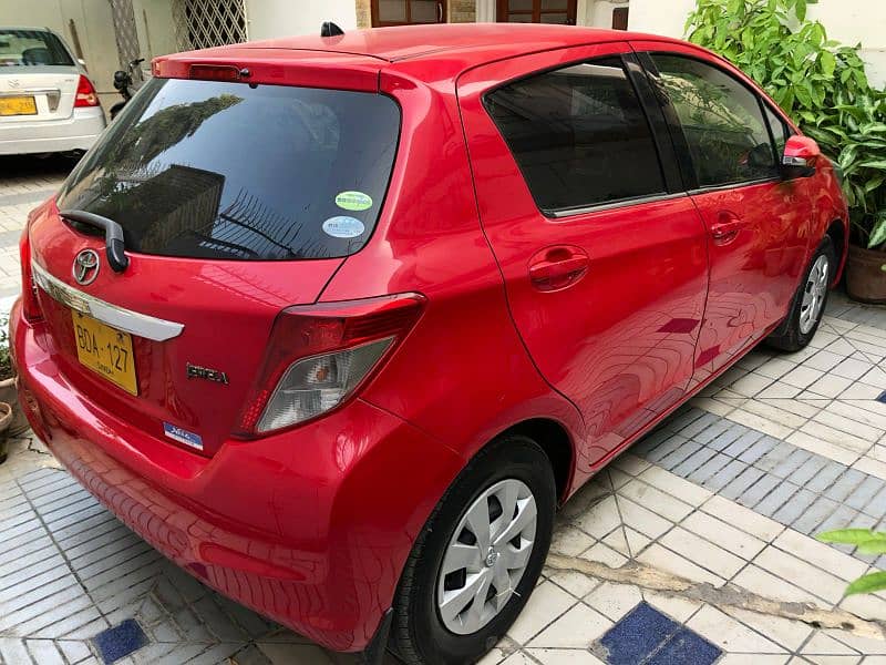 Toyota Vitz 2012 3