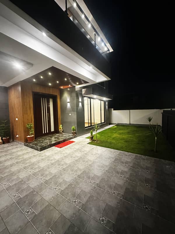 1 kanal modren&luxury house for sale 26