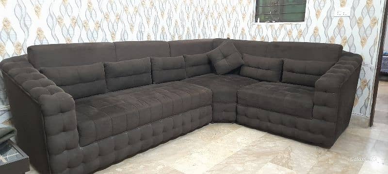 Bubble Corner 6 Seater Sofa With Table 1