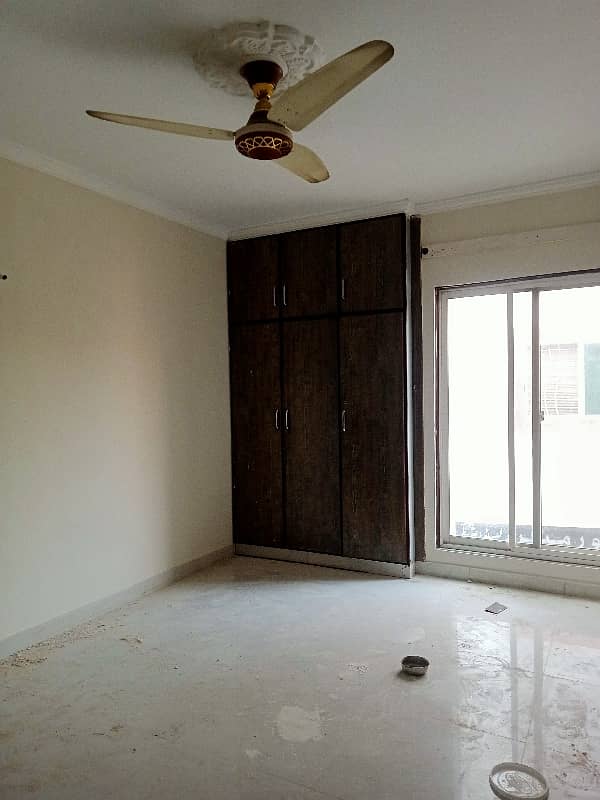 7 marla 2 bed upper portion for rent in psic society near lums dha lhr 1