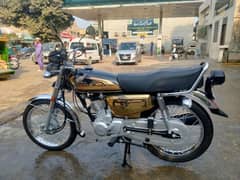 Honda 125 self start 25 model