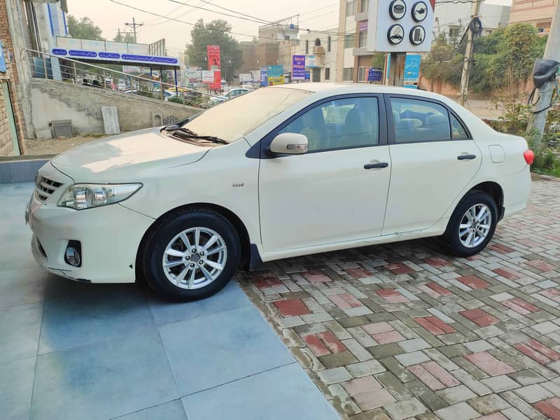 Toyota Corolla GLI 2011 3