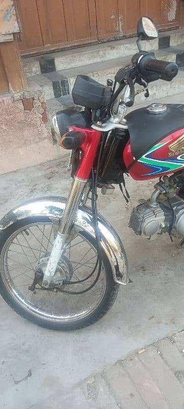 HONDA CD70 o3-21-46-66-39-6 2