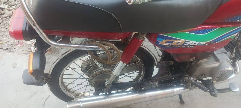 HONDA CD70 o3-21-46-66-39-6 10