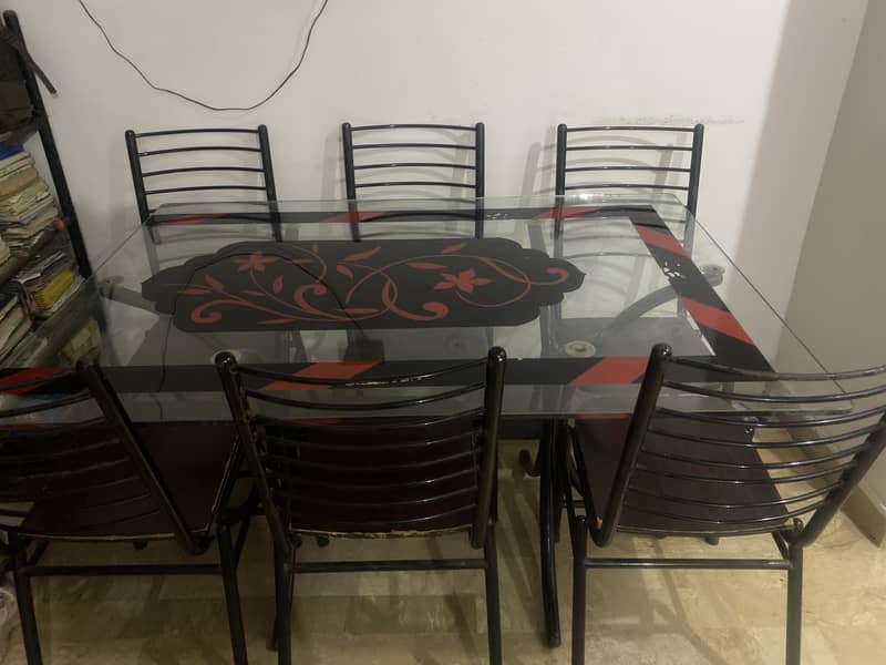 Glass dining table 1