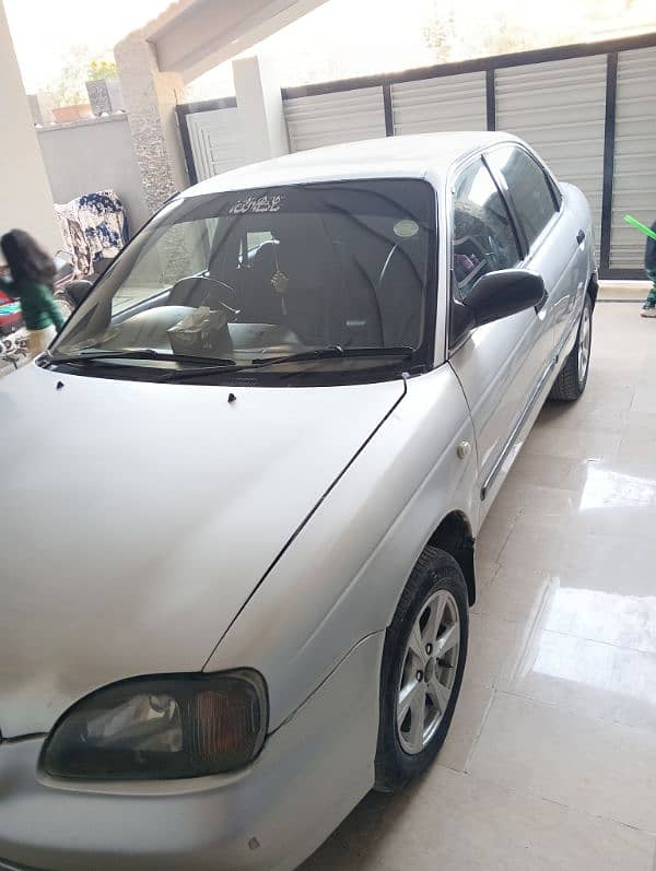 Suzuki Baleno 2004 1