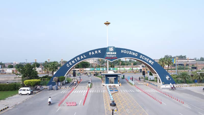 Prime 8 Marla Commercial Plot on Main Boulevard A1 Block, Central Park Housing Scheme, Lahore 0