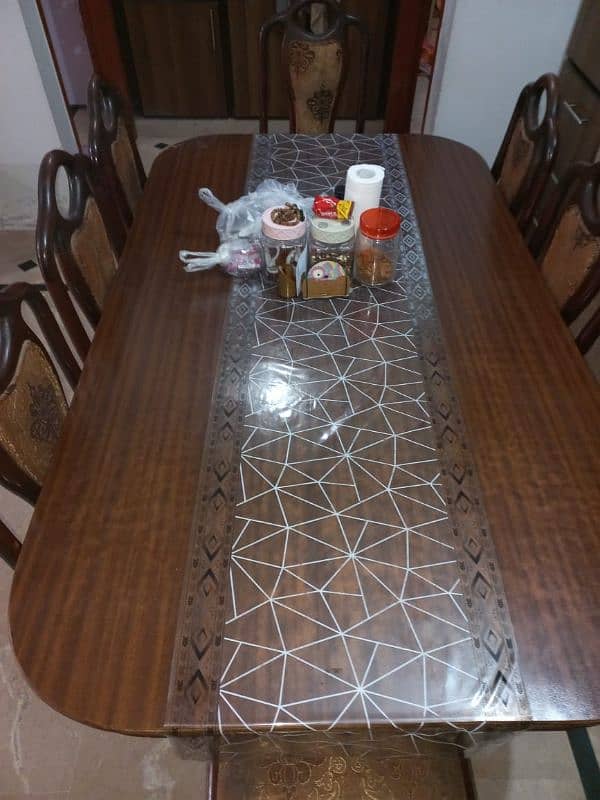 Dining Table with 8 Chairs in Shishum wood 0