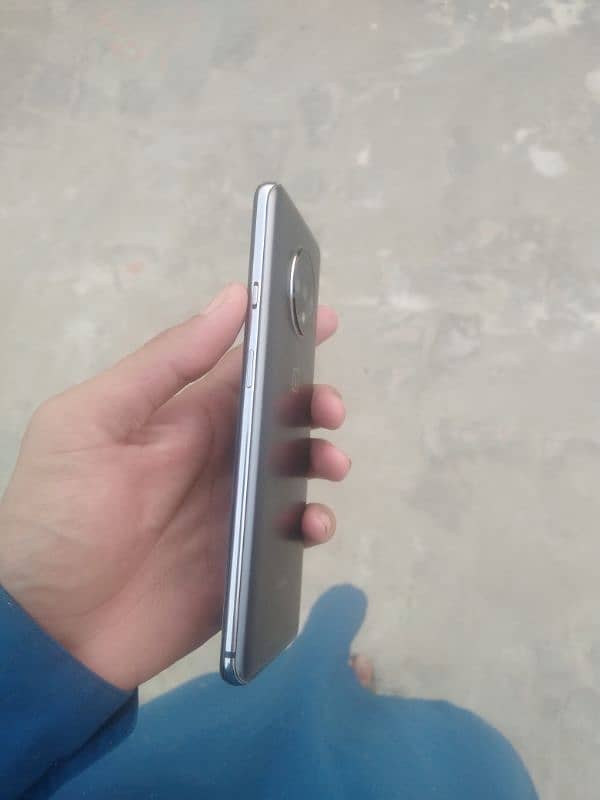 one plus 7t 2