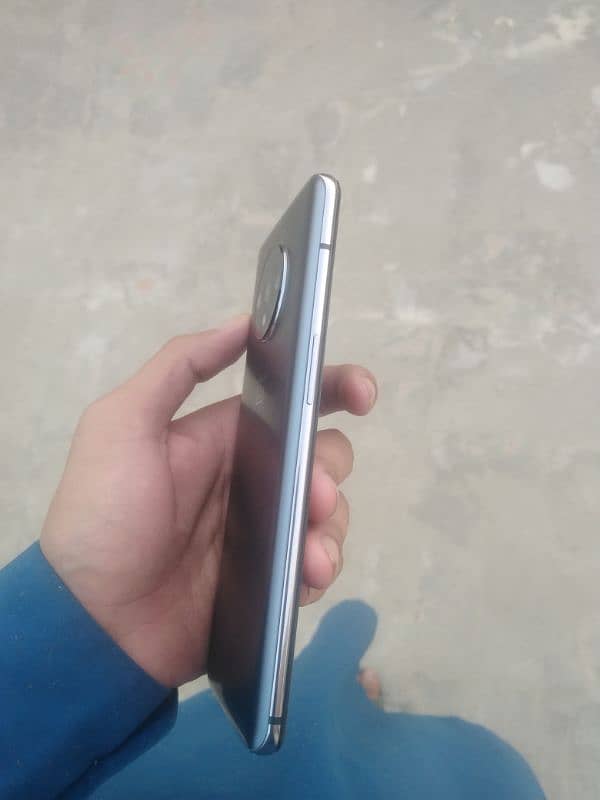 one plus 7t 3