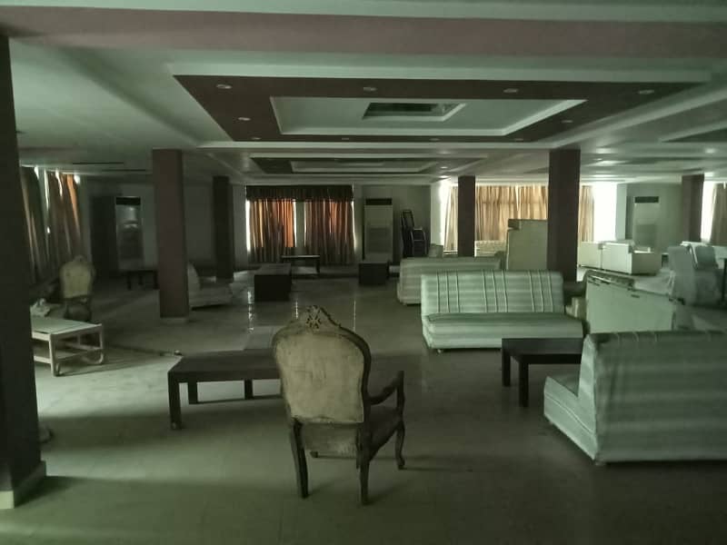 22 Marla Hall 6000 Sq. ft Second Floor For Rent Near Mujahid Hospital Susan Road Madina Town Faisalabad Vip Location 1