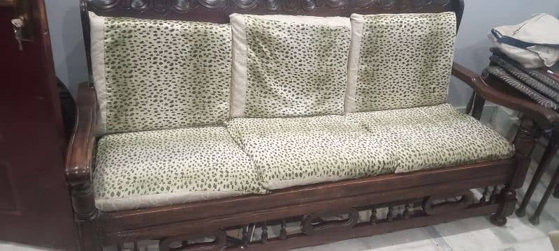 wooden 5 seater sofa set 3