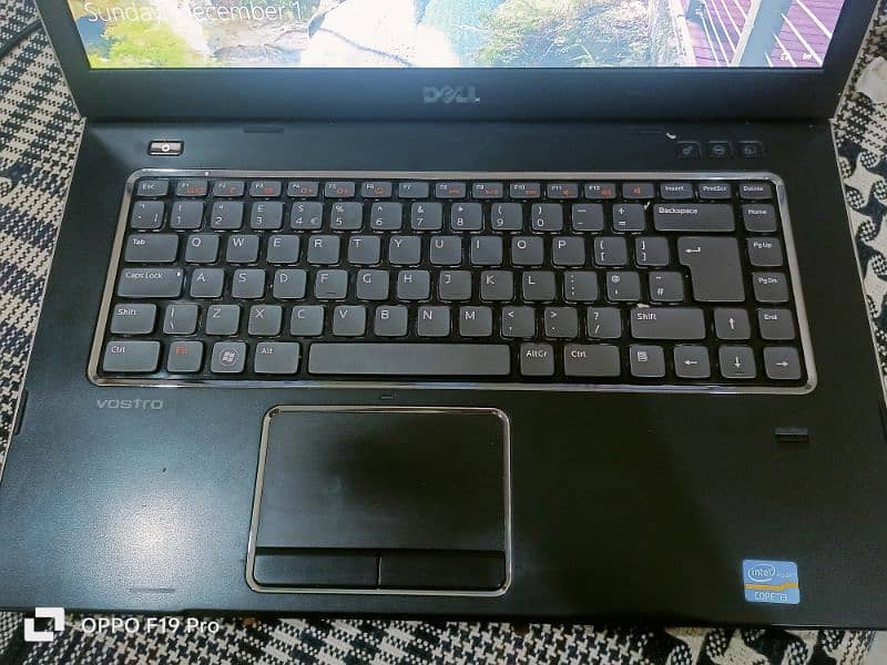 DELL VOSTRO 3550 (core i3) 2