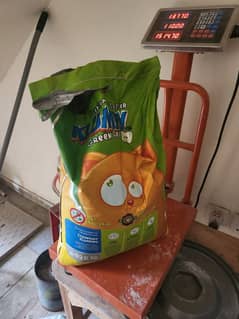 Klumpy Cat litter