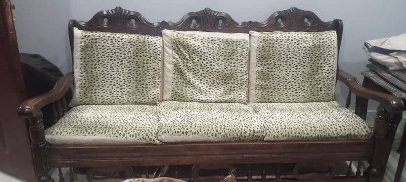 wooden 5 seater sofa set 4