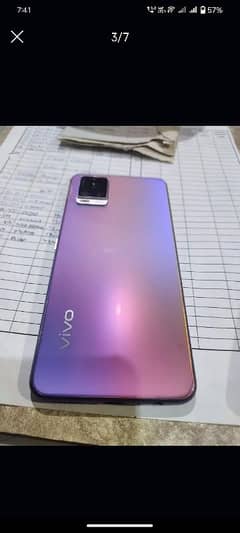 vivo v20 with box and charger.