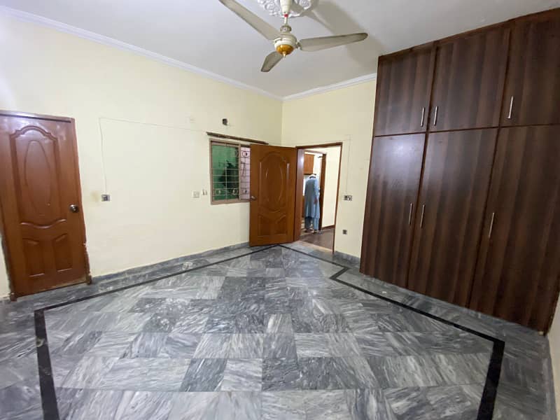 Beautiful Ground Portion 1 bed Drawing Room Tv Lounge For Rent Ali Park Near Airport 0