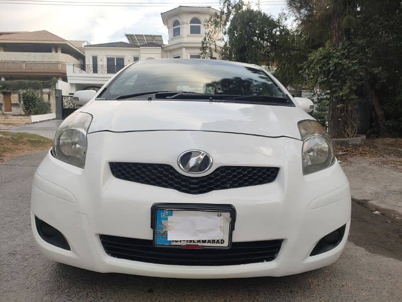 Toyota Vitz 2010 1