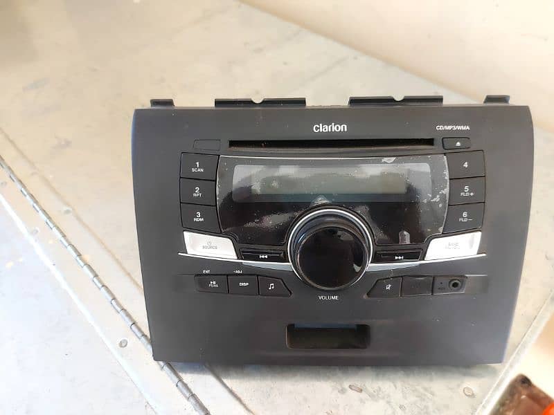 Wagon R VXL ORIGINAL CLARION CD PLAYER 2