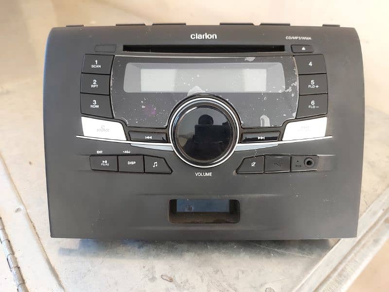 Wagon R VXL ORIGINAL CLARION CD PLAYER 5