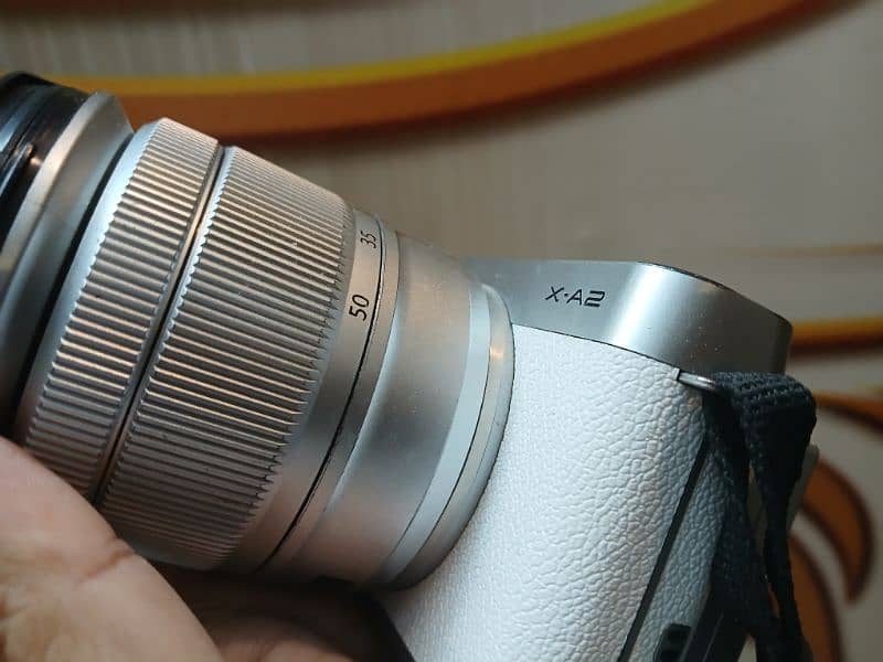 Fujifilm X-A2 Mirrorless in excellent condition. 6