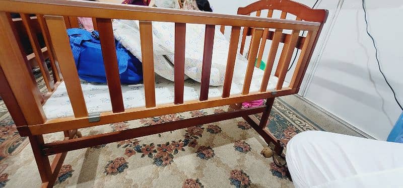 Tinnies Baby Crib/Cot 6