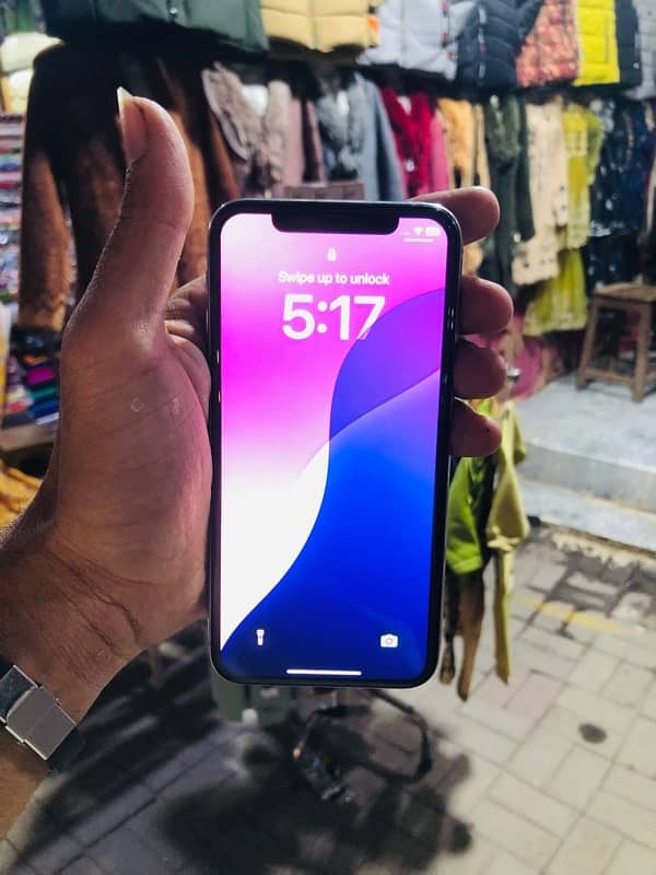 iPhone XS  64GB non PTA Factory unlock Health 78 2