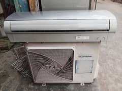 1.5 Ton DC INVERTER HAIR GOOD CONDITION