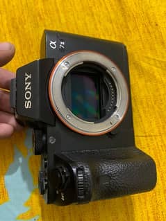 Sony A72