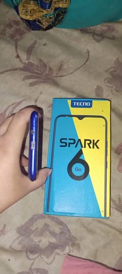 Want to sell Tecno spark 6 go 2/32