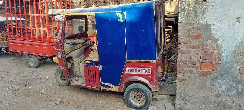 CNG auto rickshaw 5