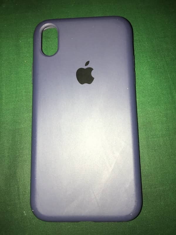 iphone xr { read discription } 8