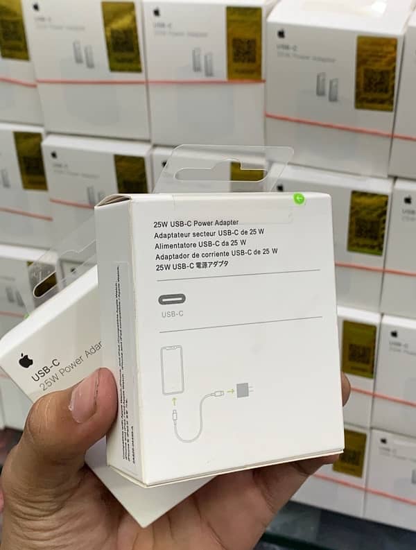 Orignal 25 Watt Apple Logo pd Adapter 1