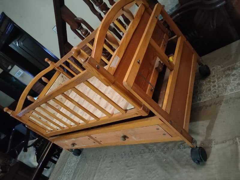 Baby Wooden Cots/Cart 0