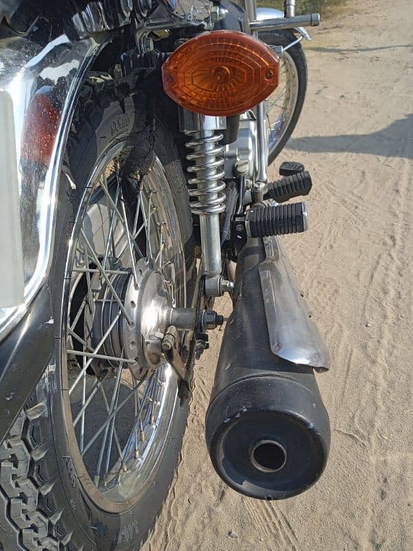 Honda CG 125 2023 model 4