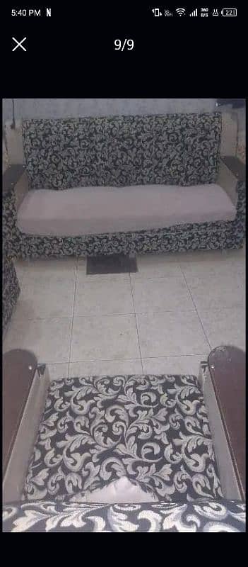 5 seater sofa set for sale in fine condition 10