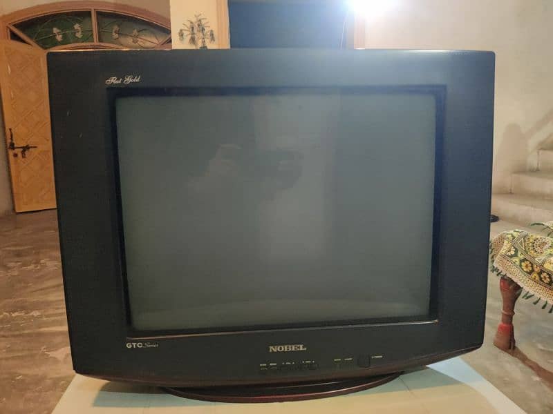 Noble 21inch Television 0