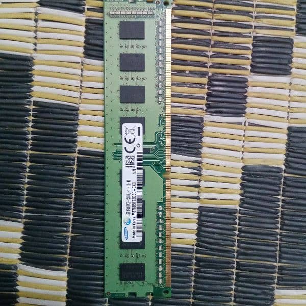 4gb ddr3 ram for sale fresh piece 100% working guaranted deliverable 1