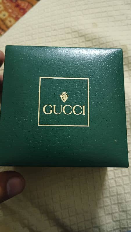 Imported original GUCCI ladies Watch model No. 3300 2 M 6