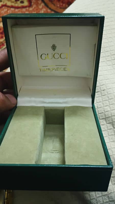 Imported original GUCCI ladies Watch model No. 3300 2 M 7