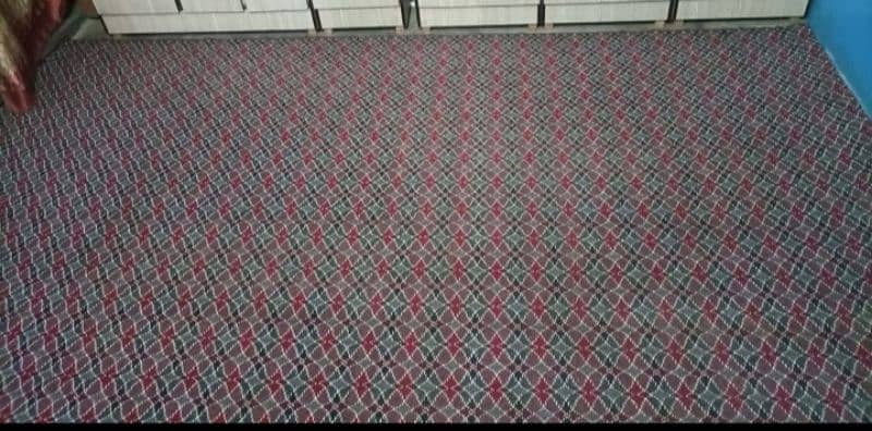 carpet in good condition 12X8 0