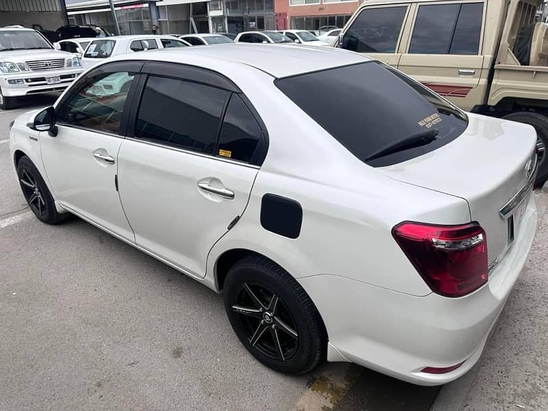 Toyota Corolla Axio G 2015 2