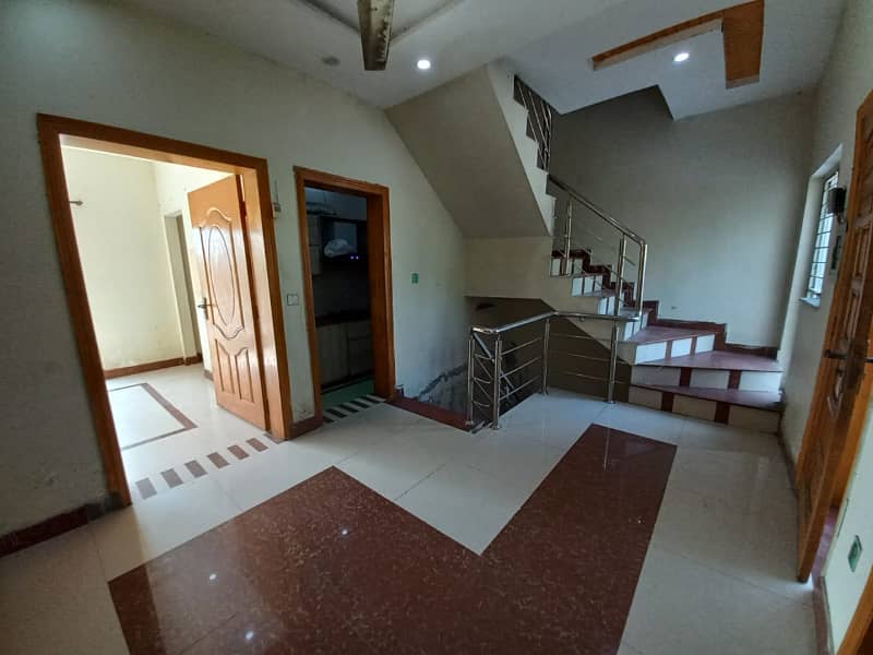 5 Marla Like New House Available For Rent In Bahria Town Lahore. 13