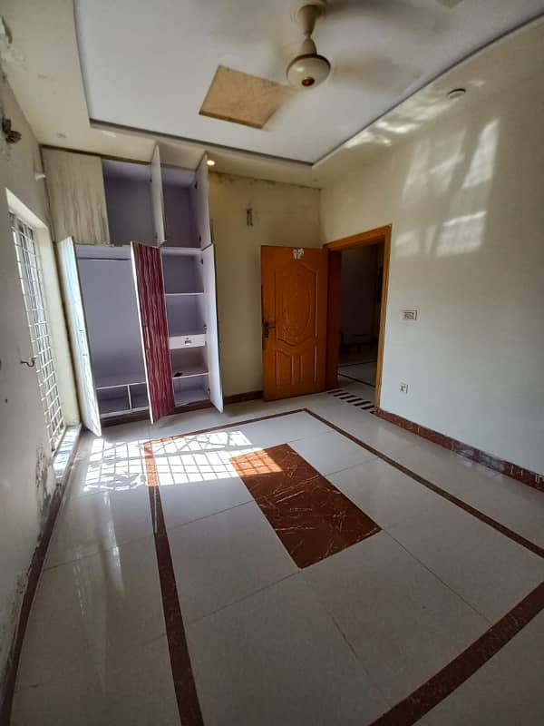 5 Marla Like New House Available For Rent In Bahria Town Lahore. 18