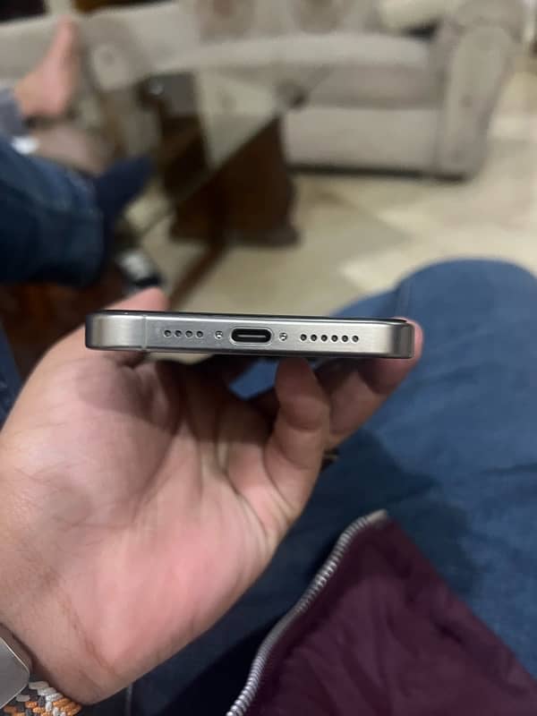 Iphone 15 Pro Max 256gb Natural Titanium 4