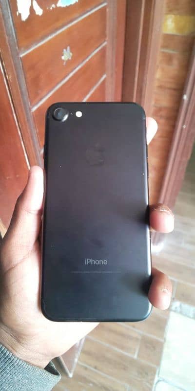 Apple I phone 7 ha 32gbPTA approved 03287952283 5