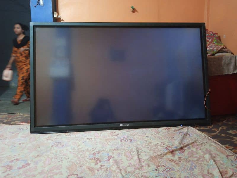 84" led all in one touch screen. . . prestigio brand  sealed pes 1